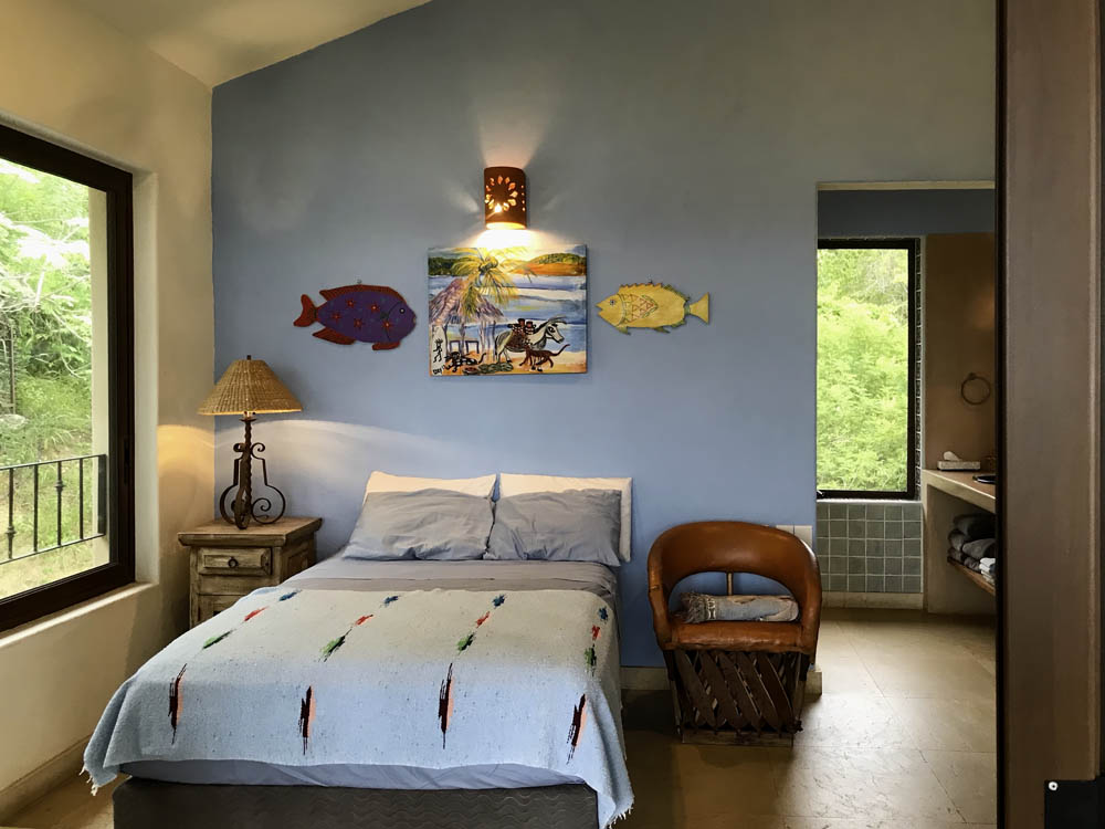 Guest suite bedroom